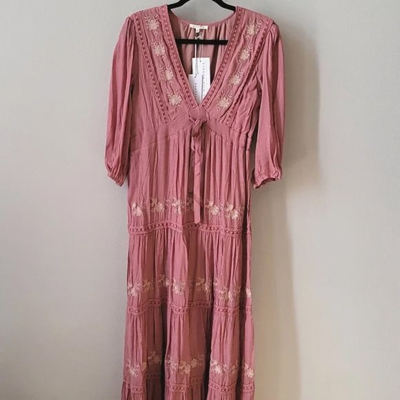 Ladies Pink Floral Embroidered Tiered Maxi Dress - FINAL CLEARANCE - Picture 5 of 12